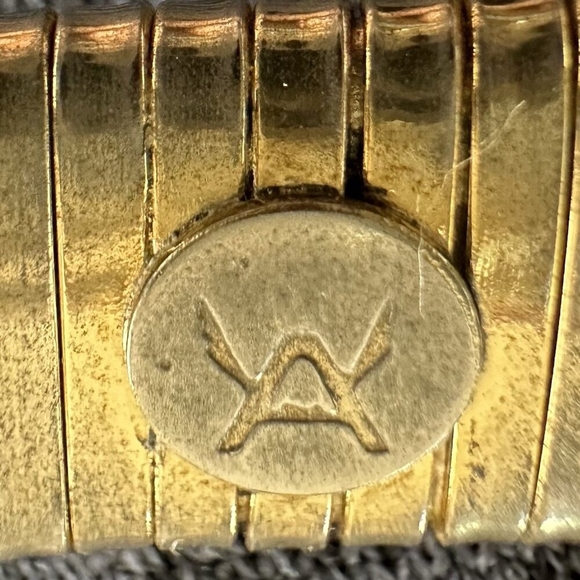 Omega Gold Tone Stretch Bracelet Vintage Unisex Bangle One Size Fits Any - Picture 6 of 6